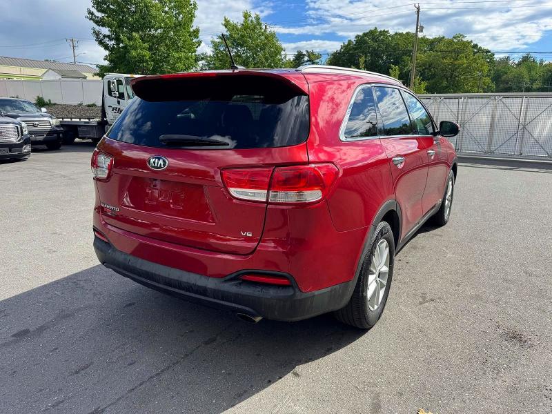 56050886 :رقم المزاد ، 5XYPGDA5XHG334182 vin ، 2017 Kia Sorento مزاد بيع