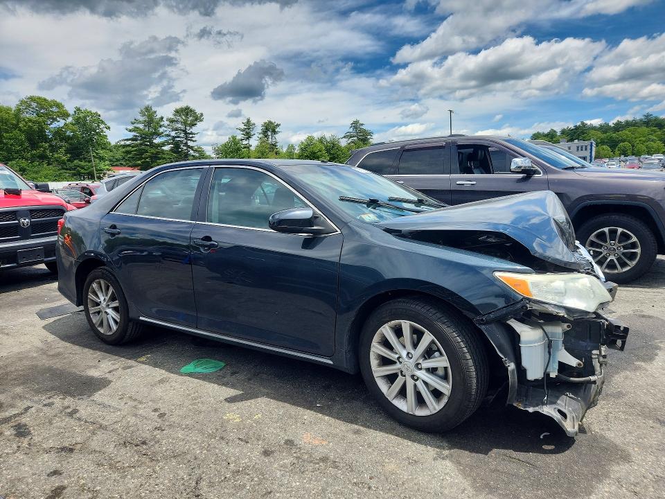 57556726 :رقم المزاد ، 4T4BF1FK7CR174801 vin ، 2012 Toyota Camry مزاد بيع