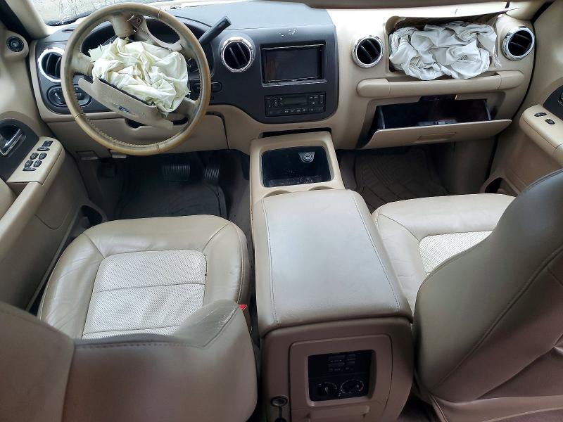 2006 Ford Expedition მანქანა იყიდება აუქციონზე, vin: 1FMFU17516LA76657, აუქციონის ნომერი: 55705586