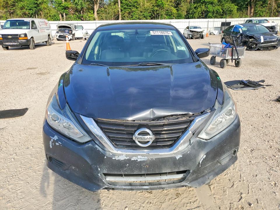 57718076 :رقم المزاد ، 1N4AL3AP4JC120513 vin ، 2018 Nissan Altima مزاد بيع