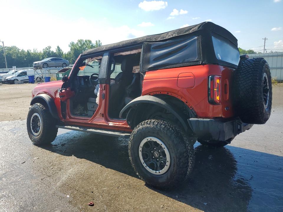 2023 Ford Bronco მანქანა იყიდება აუქციონზე, vin: 1FMEE5DP7PLB20684, აუქციონის ნომერი: 57049786