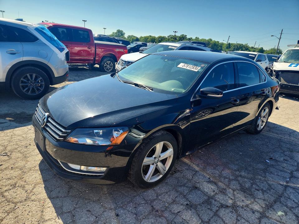 57812836 :رقم المزاد ، 1VWAT7A33FC114558 vin ، 2015 Volkswagen Passat مزاد بيع