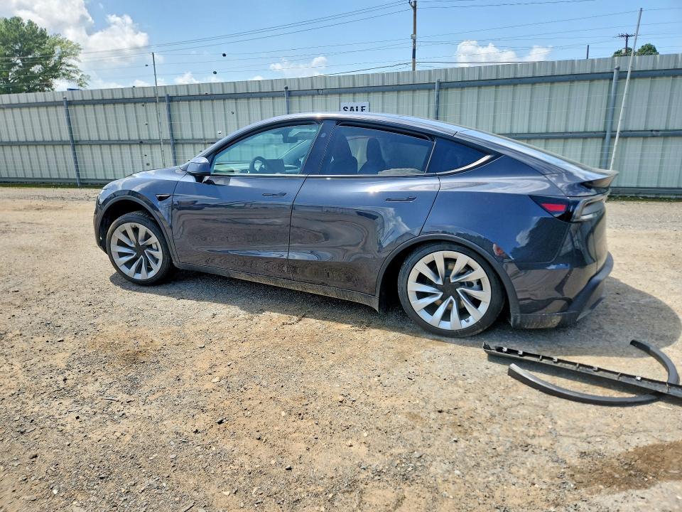 2026 Tesla Model Y მანქანა იყიდება აუქციონზე, vin: 7SAYGDEDXTA609183, აუქციონის ნომერი: 56503286