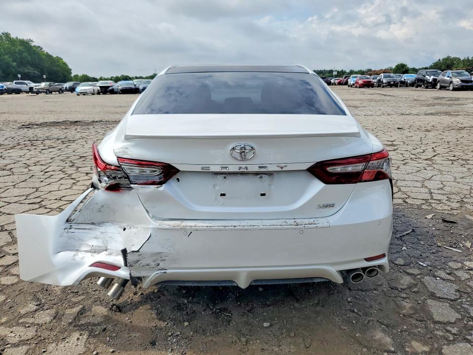 Aukcja sprzedaży 2018 Toyota Camry, vin: 4T1B61HK1JU074987, numer aukcji: 56611546