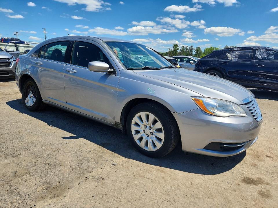 Продажа на аукционе авто 2014 Chrysler 200, vin: 1C3CCBAB9EN208750, номер лота: 58032306