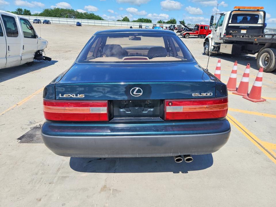 57521076 :رقم المزاد ، JT8GK13T8S0118321 vin ، 1995 Lexus Es مزاد بيع