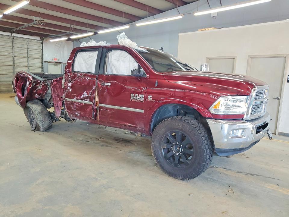 59151486 :رقم المزاد ، 3C6UR5FL6JG102381 vin ، 2018 Ram 2500 مزاد بيع