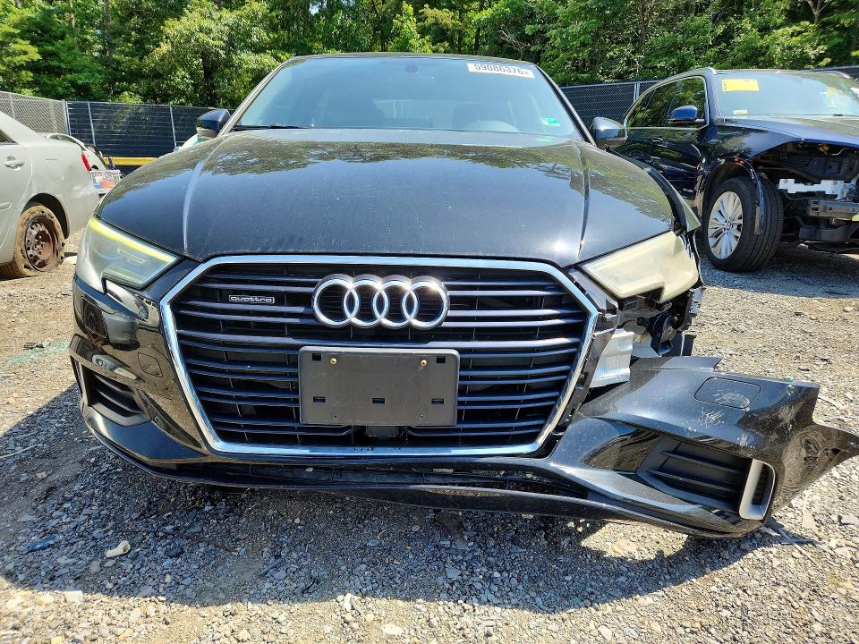 59086376 :رقم المزاد ، WAUB8GFF2H1009128 vin ، 2017 Audi A3 مزاد بيع