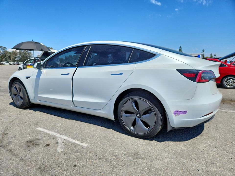 Продаж на аукціоні авто 2019 Tesla Model 3, vin: 5YJ3E1EA7KF485585, номер лоту: 57243896