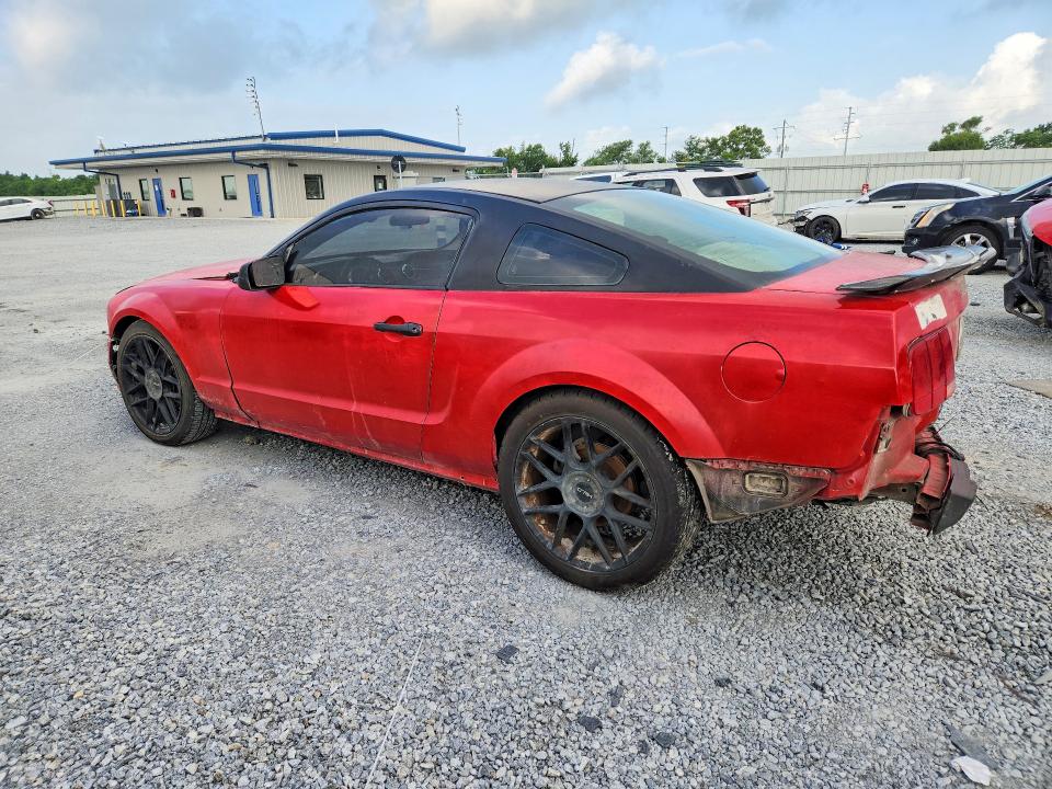 57930336 :رقم المزاد ، 1ZVFT80N255237382 vin ، 2005 Ford Mustang مزاد بيع