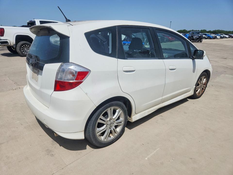 2011 Honda Fit მანქანა იყიდება აუქციონზე, vin: JHMGE8H57BC001838, აუქციონის ნომერი: 58977326