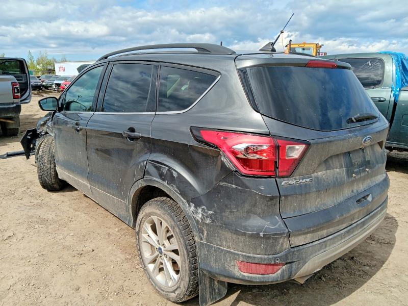 55739686 :رقم المزاد ، 1FMCU9HD8KUB63757 vin ، 2019 Ford Escape مزاد بيع