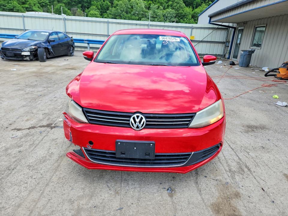 56478576 :رقم المزاد ، 3VWDP7AJ5DM445606 vin ، 2013 Volkswagen Jetta مزاد بيع