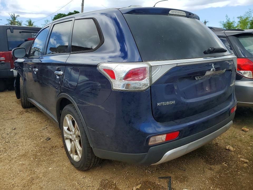 2015 Mitsubishi Outlander მანქანა იყიდება აუქციონზე, vin: JA4AD3A33FZ000821, აუქციონის ნომერი: 50118026