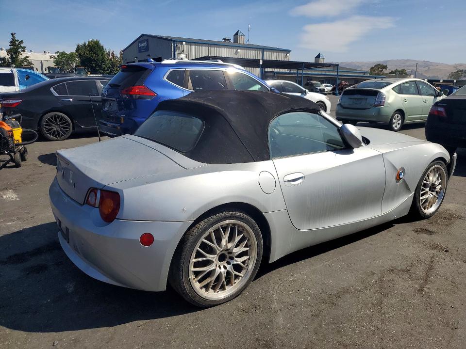 2003 Bmw Z4 მანქანა იყიდება აუქციონზე, vin: 4USBT33413LS46942, აუქციონის ნომერი: 56266206
