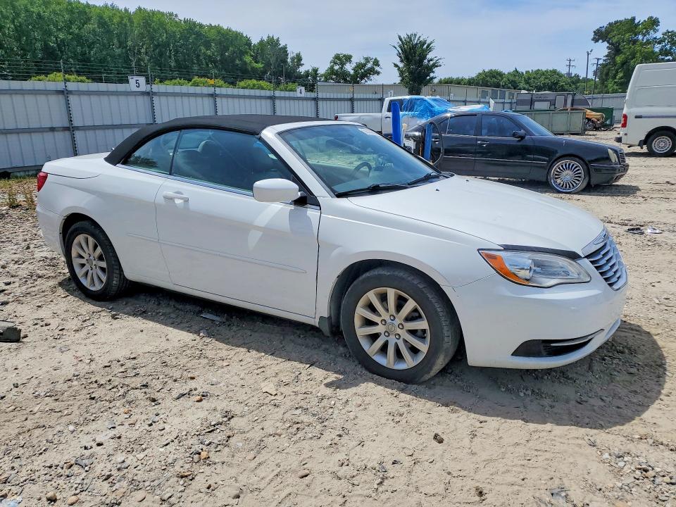 Aukcja sprzedaży 2014 Chrysler 200, vin: 1C3BCBEG3EN127289, numer aukcji: 56439576
