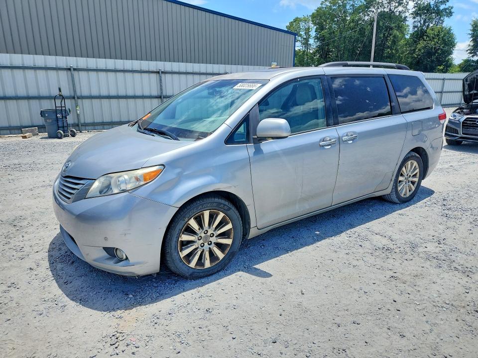 58025666 :رقم المزاد ، 5TDDK3DC1BS020016 vin ، 2011 Toyota Sienna مزاد بيع