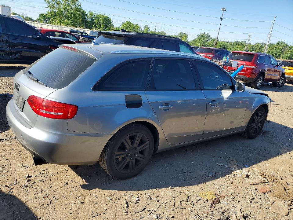 Продажа на аукционе авто 2011 Audi A4, vin: WAUSFAFL4BA047136, номер лота: 55991626