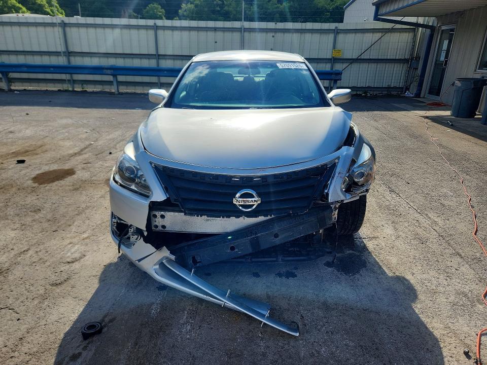 2013 Nissan Altima მანქანა იყიდება აუქციონზე, vin: 1N4AL3AP6DN522655, აუქციონის ნომერი: 57091526