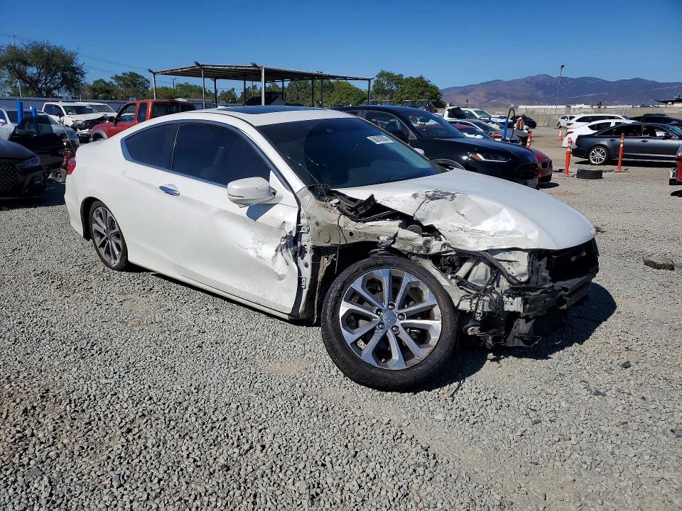 2014 Honda Accord მანქანა იყიდება აუქციონზე, vin: 1HGCT2B82EA000216, აუქციონის ნომერი: 58242656