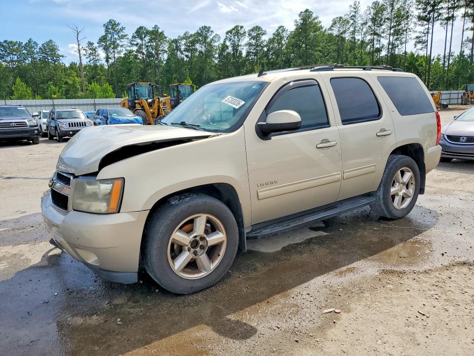 57383036 :رقم المزاد ، 1GNSCBE00BR105440 vin ، 2011 Chevrolet Tahoe مزاد بيع