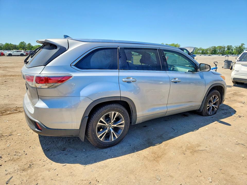 2016 Toyota Highlander მანქანა იყიდება აუქციონზე, vin: 5TDJKRFH6GS288890, აუქციონის ნომერი: 55989536