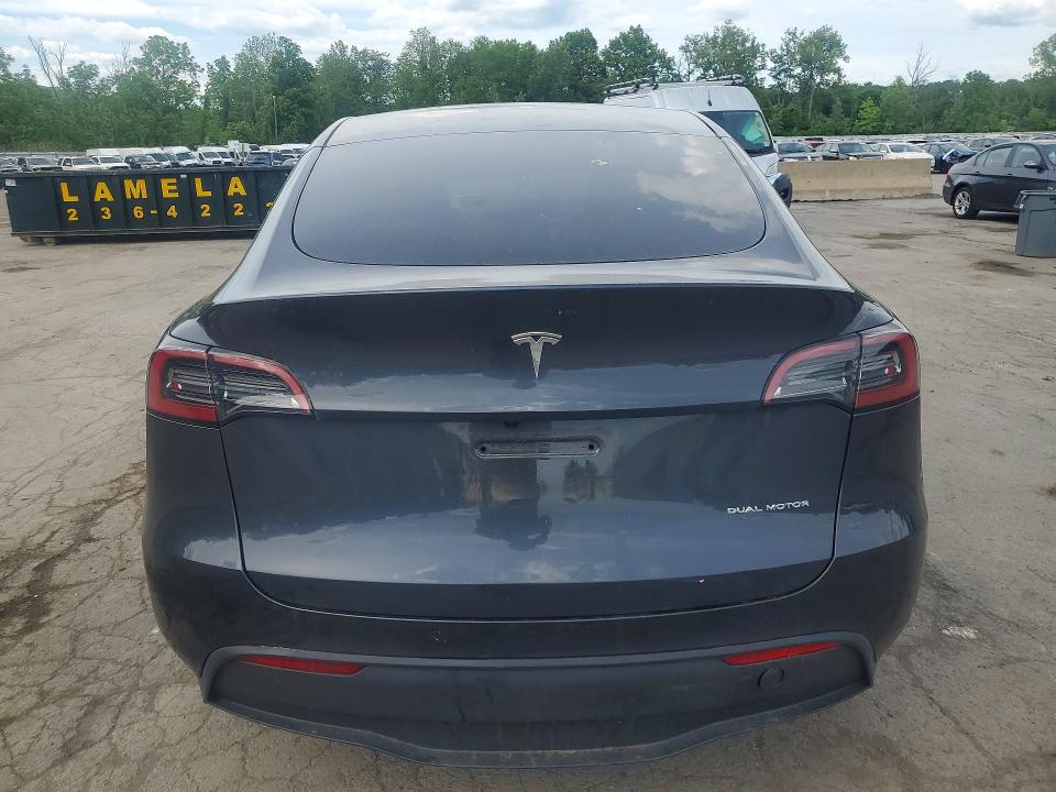 Продажа на аукционе авто 2025 Tesla Model Y, vin: 7SAYGDEE5SF305334, номер лота: 54961416