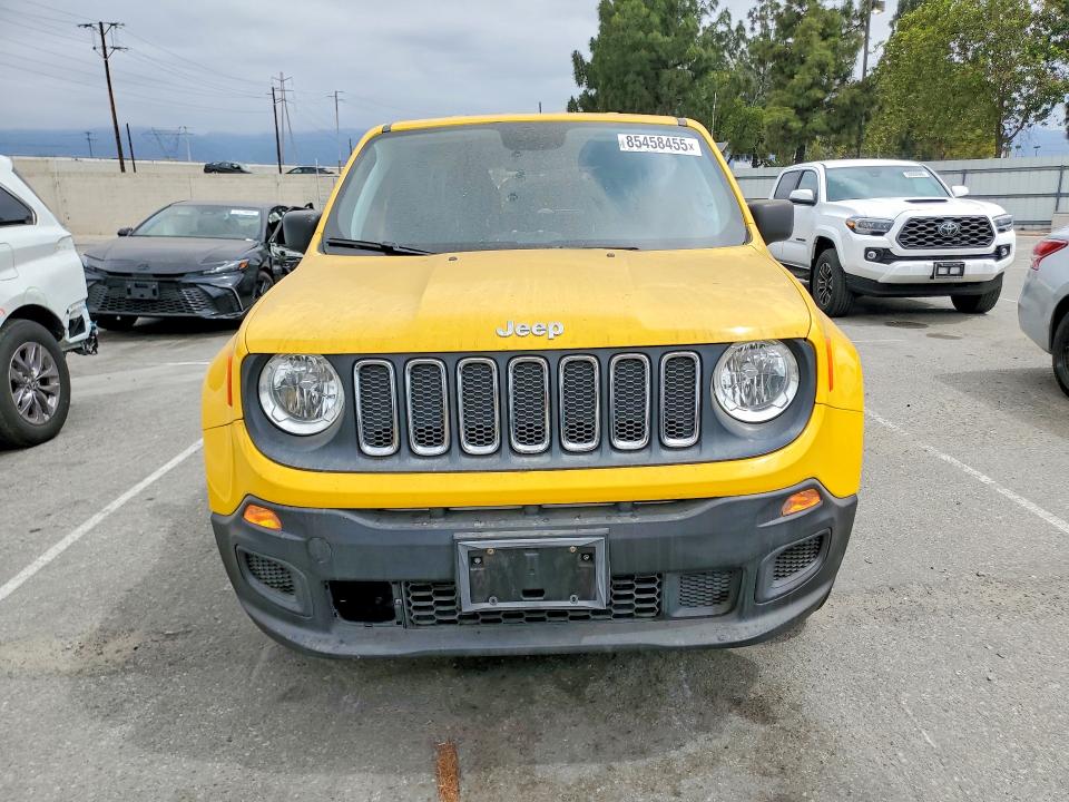 85458455 :رقم المزاد ، ZACCJBAB3JPH78097 vin ، 2018 Jeep Renegade مزاد بيع