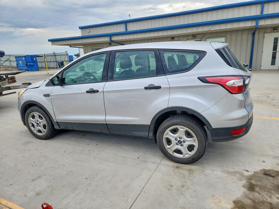 Продажа на аукционе авто 2017 Ford Escape, vin: 1FMCU0F75HUE90442, номер лота: 57600006