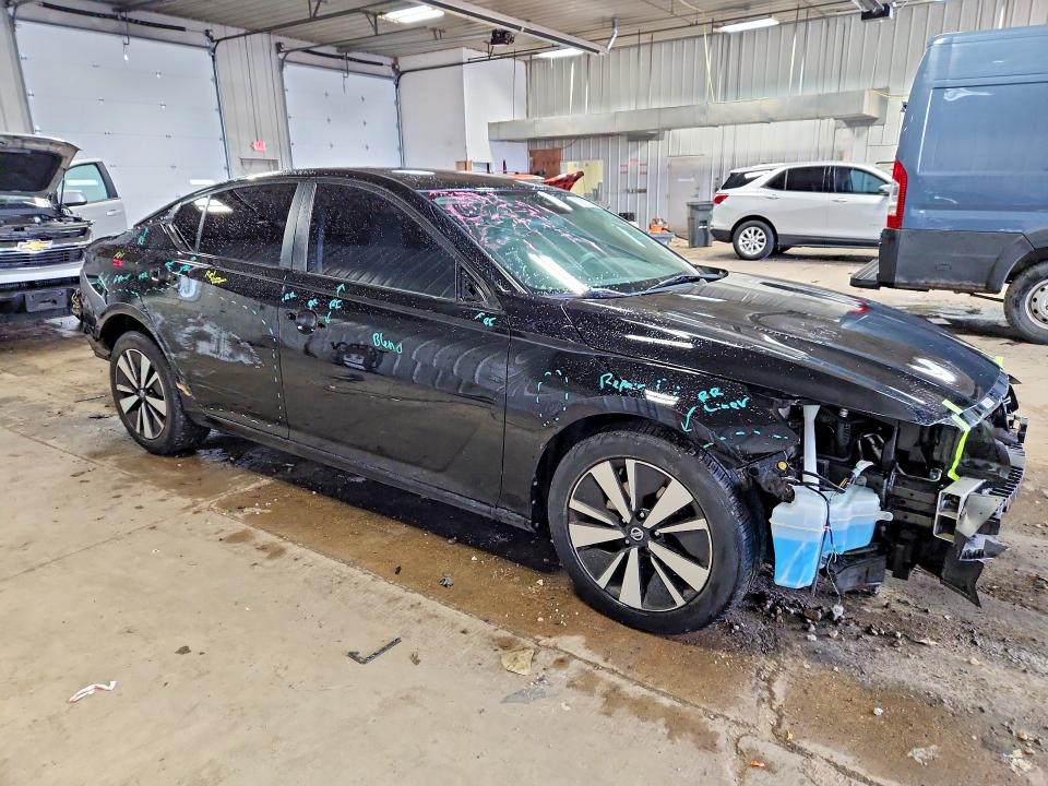 Auction sale of the 2022 Nissan Altima, vin: 1N4BL4DV8NN327503, lot number: 58232396