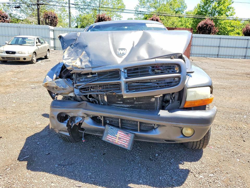 55637586 :رقم المزاد ، 1D7HG32N93S226562 vin ، 2003 Dodge Dakota مزاد بيع