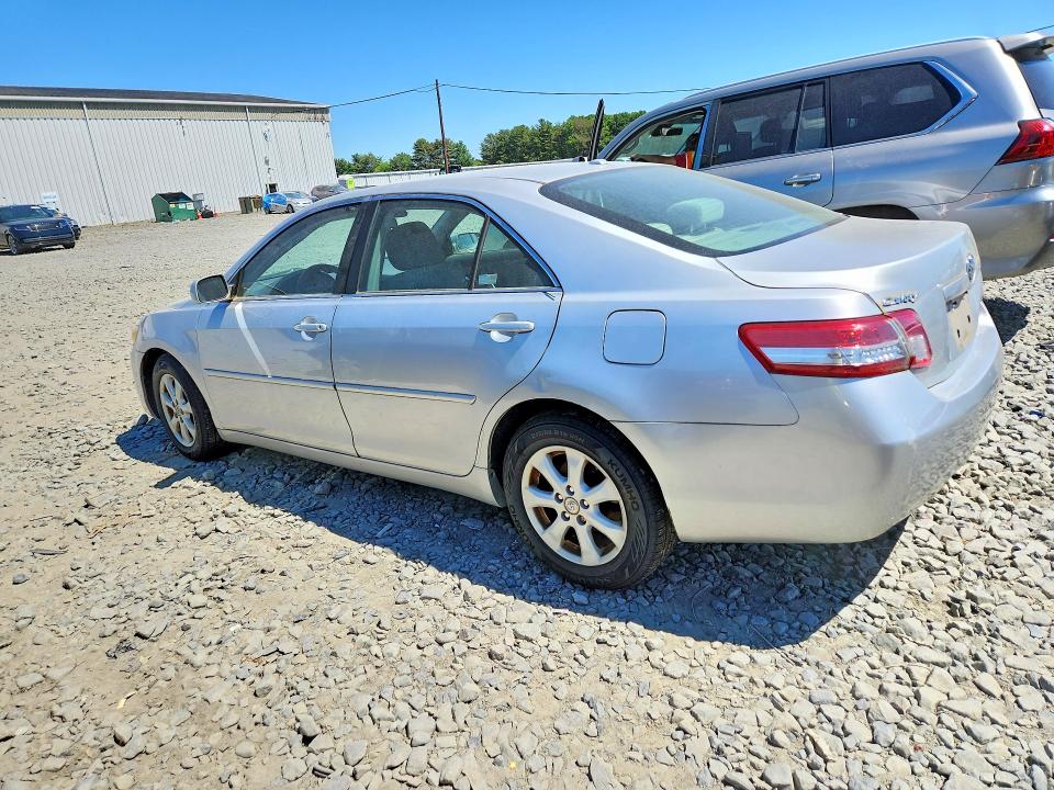 2011 Toyota Camry მანქანა იყიდება აუქციონზე, vin: 4T1BF3EK2BU734939, აუქციონის ნომერი: 51528126