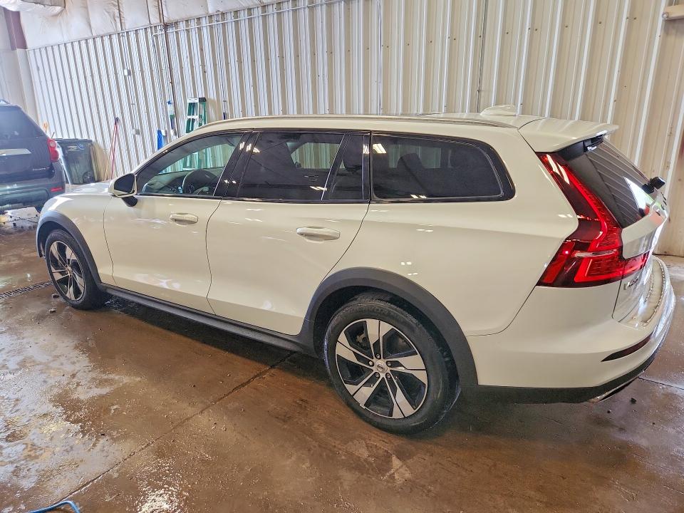 Продажа на аукционе авто 2020 Volvo V60 Cross Country, vin: YV4102WK3L1039587, номер лота: 56453546