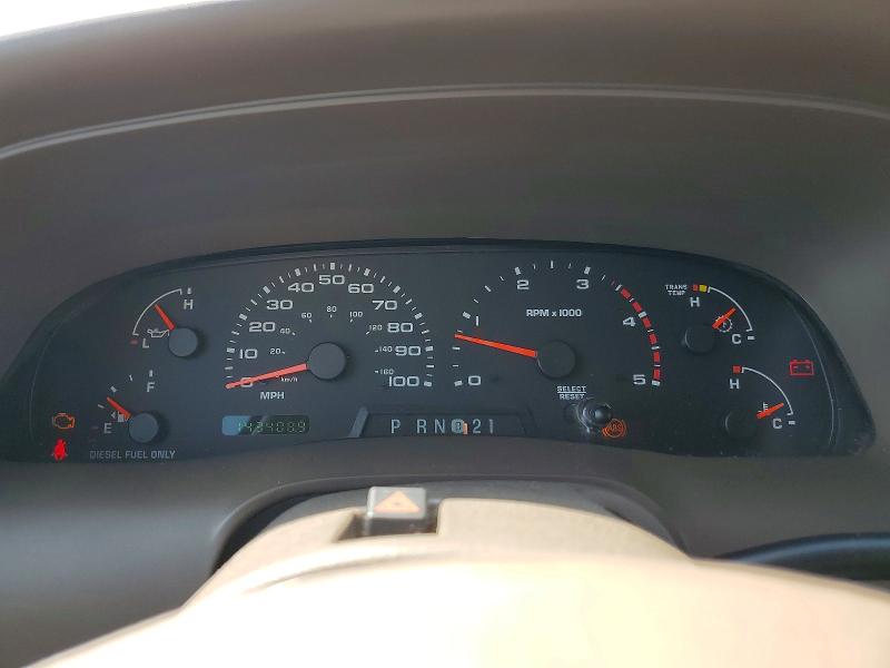 59336306 :رقم المزاد ، 1FMSU43F02EA77747 vin ، 2002 Ford Excursion مزاد بيع