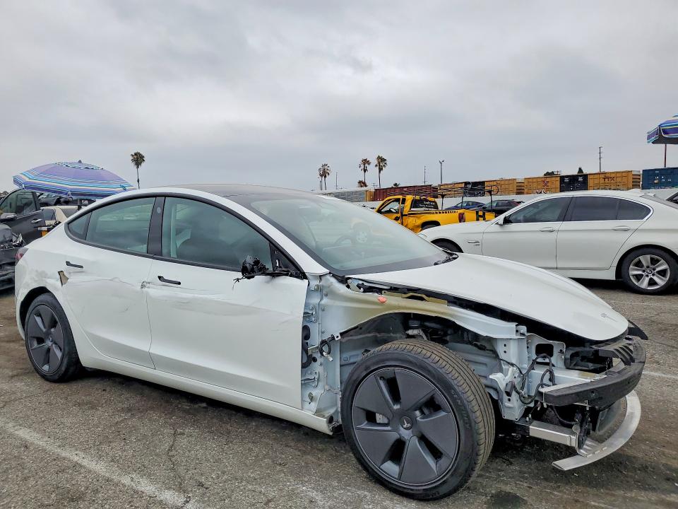 Продажа на аукционе авто 2023 Tesla Model 3, vin: 5YJ3E1EA4PF544051, номер лота: 57965146