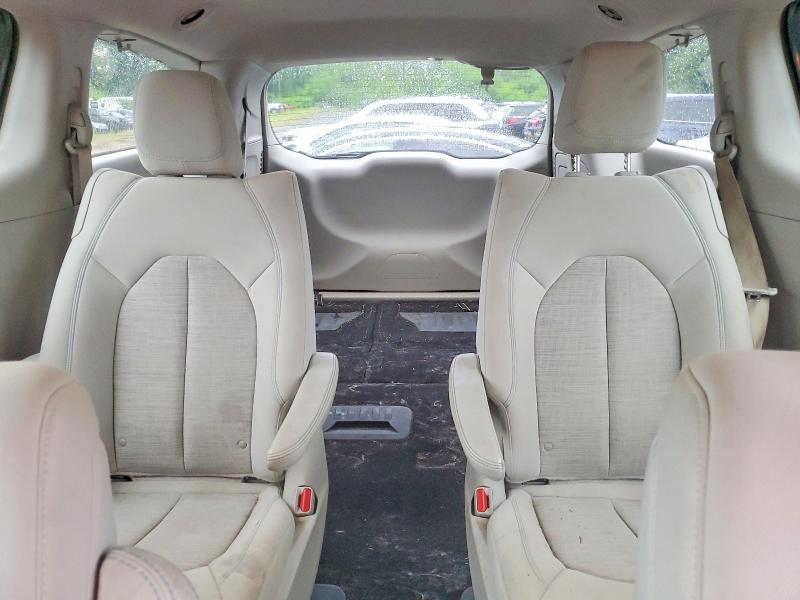 Продажа на аукционе авто 2018 Chrysler Pacifica, vin: 2C4RC1H71JR145156, номер лота: 58267486