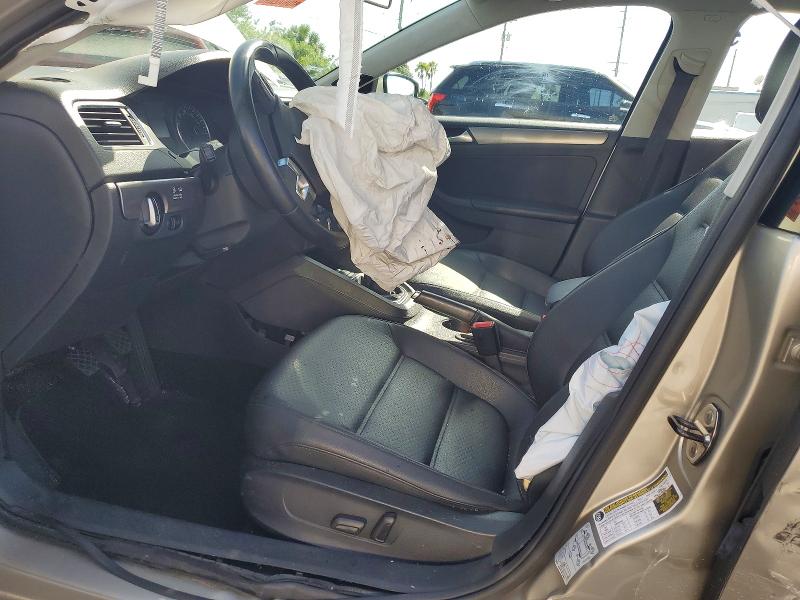 55037406 :رقم المزاد ، 3VW3L7AJXDM213011 vin ، 2013 Volkswagen Jetta مزاد بيع