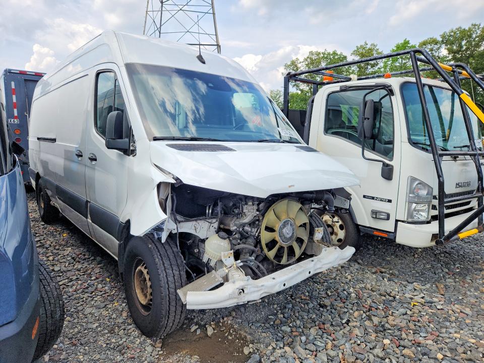 54194796 :رقم المزاد ، WD3PF1CD0KP069096 vin ، 2019 Mercedes Benz Sprinter مزاد بيع