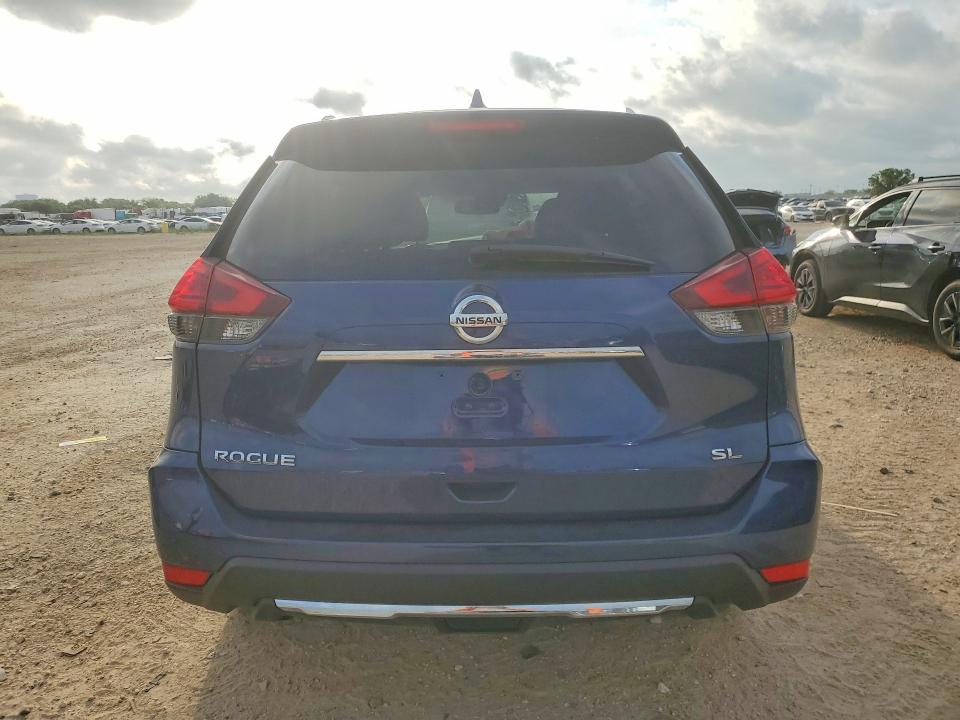 59095466 :رقم المزاد ، JN8AT2MT3HW133490 vin ، 2017 Nissan Rogue مزاد بيع
