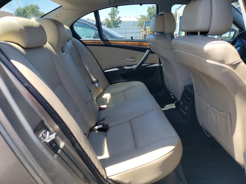 2010 Bmw 528 მანქანა იყიდება აუქციონზე, vin: WBANU5C54AC441674, აუქციონის ნომერი: 57109616