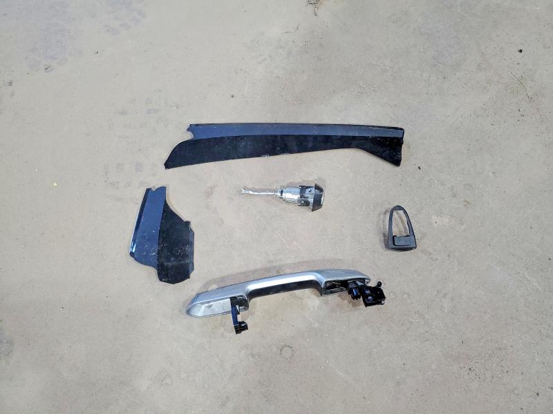 56605766 :رقم المزاد ، 2T3E6RFV8MW013821 vin ، 2021 Toyota Rav4 مزاد بيع