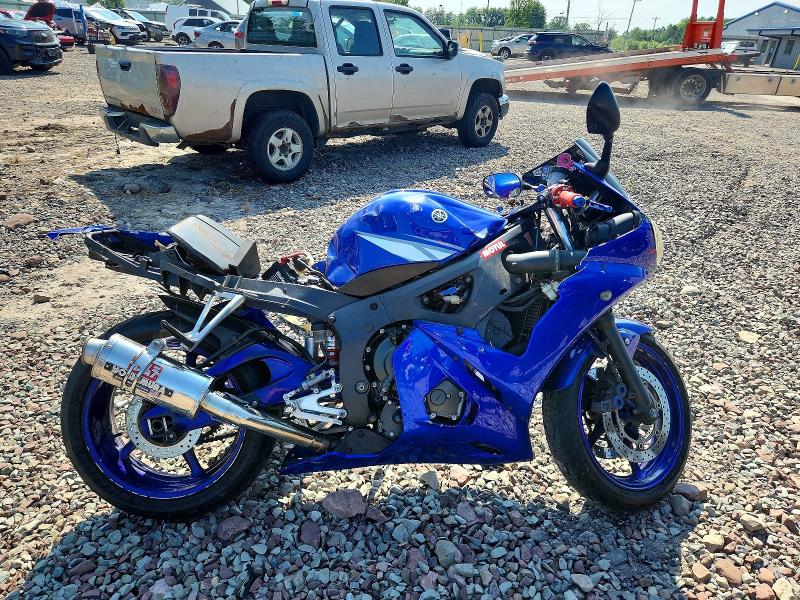 56669366 :رقم المزاد ، JYARJ06E44A017239 vin ، 2004 Yamaha Yzf-r6l مزاد بيع