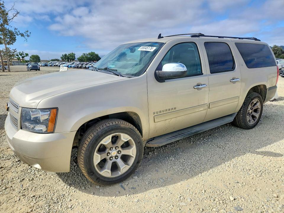 Auction sale of the 2013 Chevrolet Suburban, vin: 1GNSKJE79DR132648, lot number: 58046176