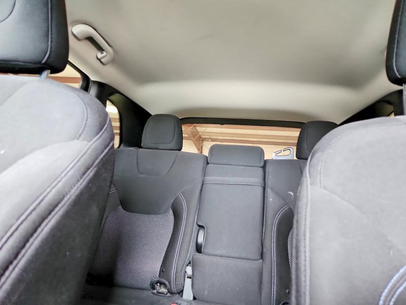 57842616 :رقم المزاد ، 1C4PJMCX3KD288507 vin ، 2019 Jeep Cherokee مزاد بيع