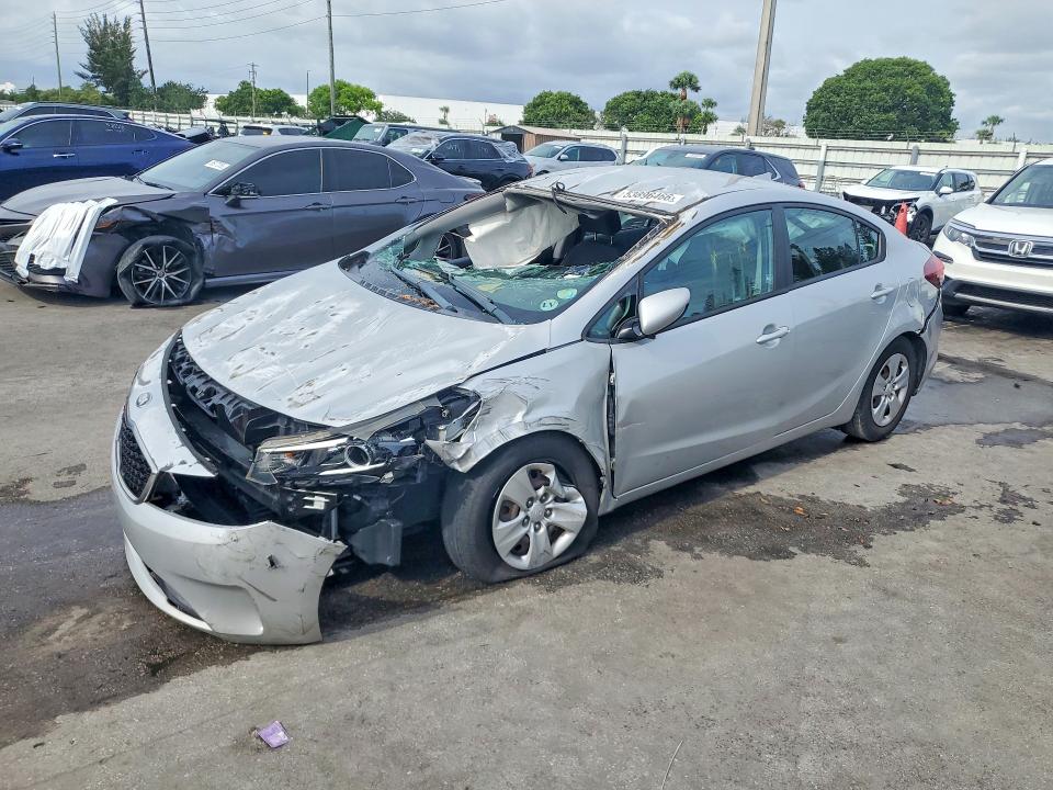 Продажа на аукционе авто 2018 Kia Forte, vin: 3KPFL4A71JE182515, номер лота: 53896466