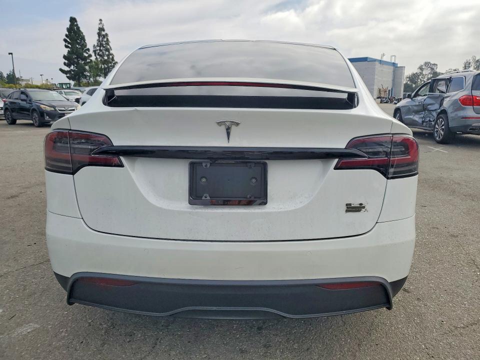 2022 Tesla Model X მანქანა იყიდება აუქციონზე, vin: 7SAXCBE68NF339387, აუქციონის ნომერი: 55735876