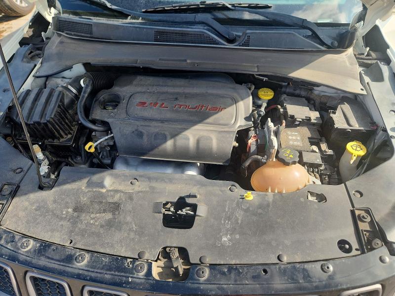2017 Jeep Compass მანქანა იყიდება აუქციონზე, vin: 3C4NJDDB1HT674632, აუქციონის ნომერი: 57379306