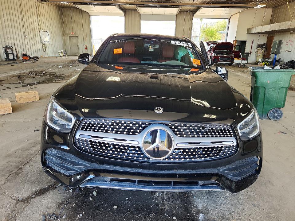 57314636 :رقم المزاد ، W1N0J8EB6LF816761 vin ، 2020 Mercedes-benz Glc Coupe مزاد بيع