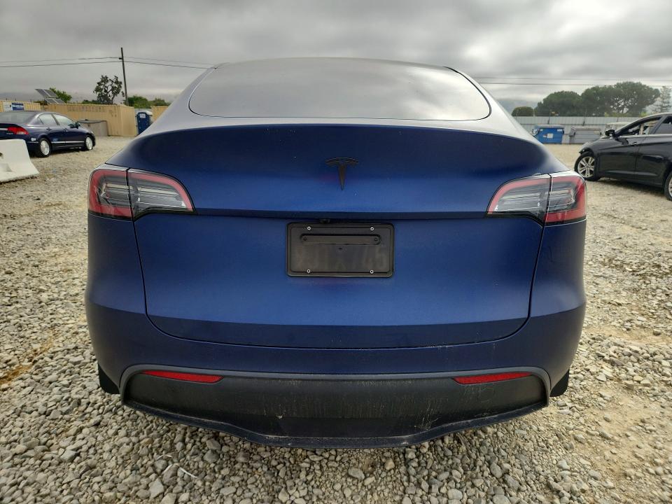 56131326 :رقم المزاد ، 7SAYGDEE8PF915154 vin ، 2023 Tesla Model Y مزاد بيع