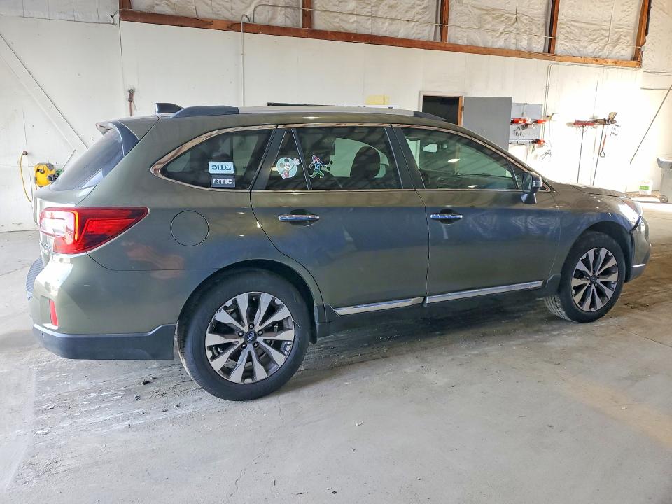 55220866 :رقم المزاد ، 4S4BSATC5H3376407 vin ، 2017 Subaru Outback مزاد بيع